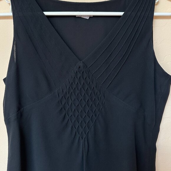 Lovely Black Silk Blouse with Diamond Shaped Stitching/ Size 2 - Picture 2 of 4